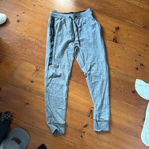 American Eagle Joggers